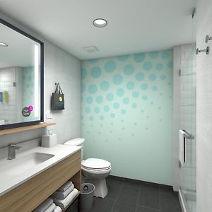 King Room Walk Shower